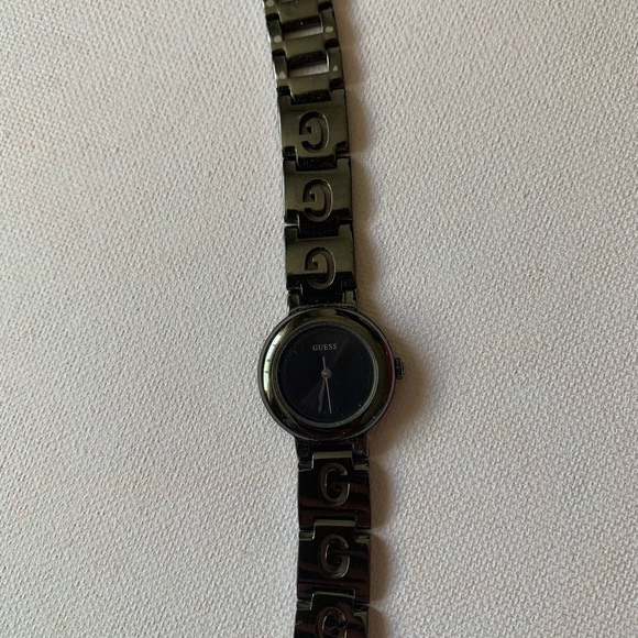 Black small watch: guess - Picture 6 of 6